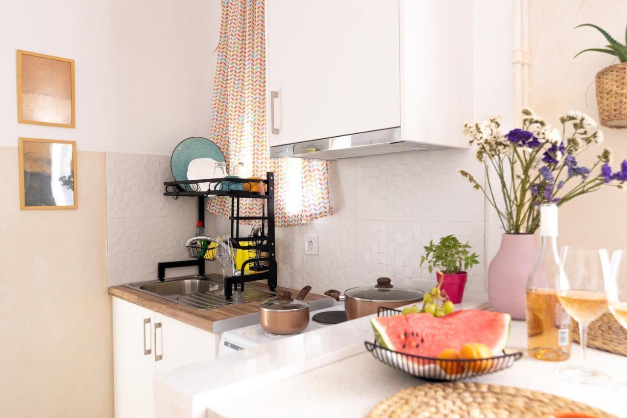 Mediterranean House - 12 Min From Acropolis! Apartment Athens Exterior photo