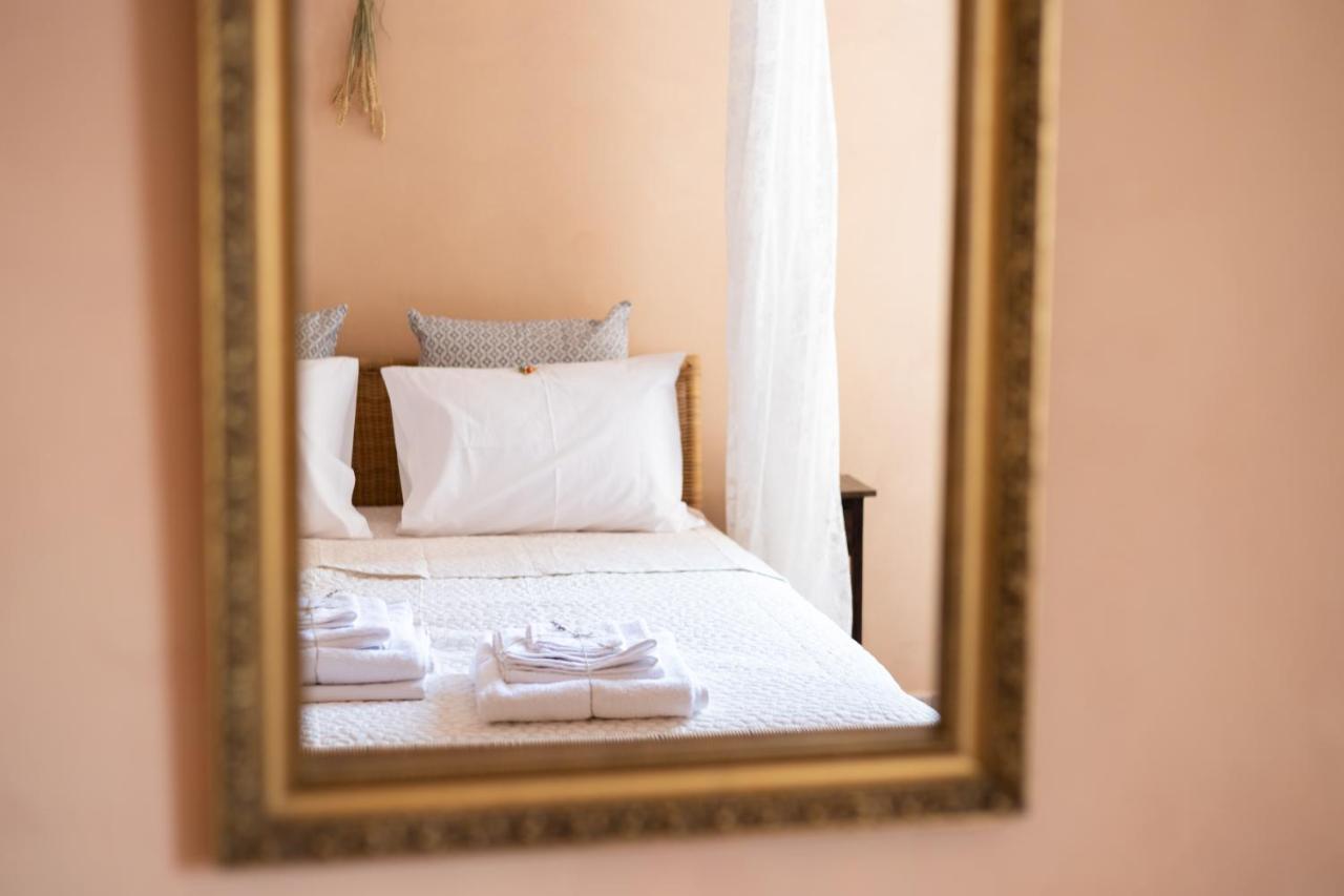 Mediterranean House - 12 Min From Acropolis! Apartment Athens Exterior photo